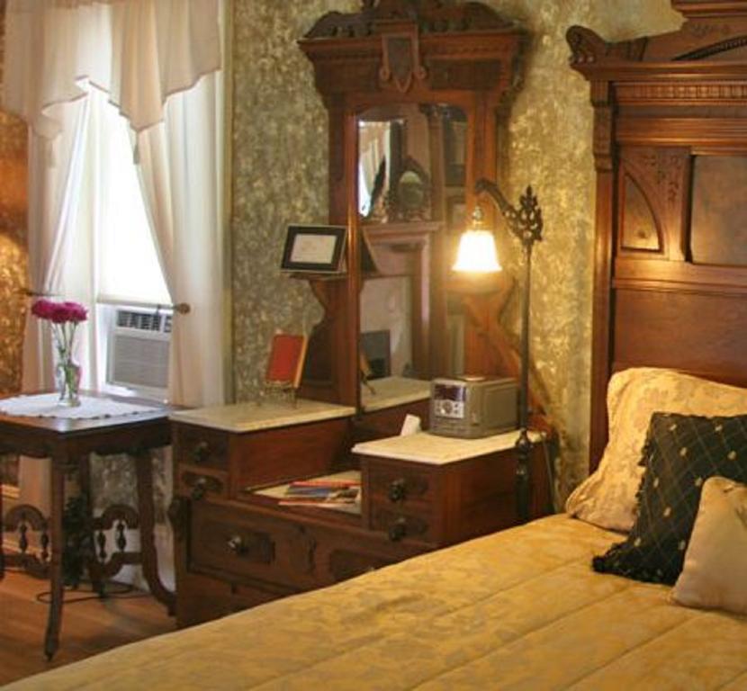 The Brumder Mansion Milwaukee Bilik gambar
